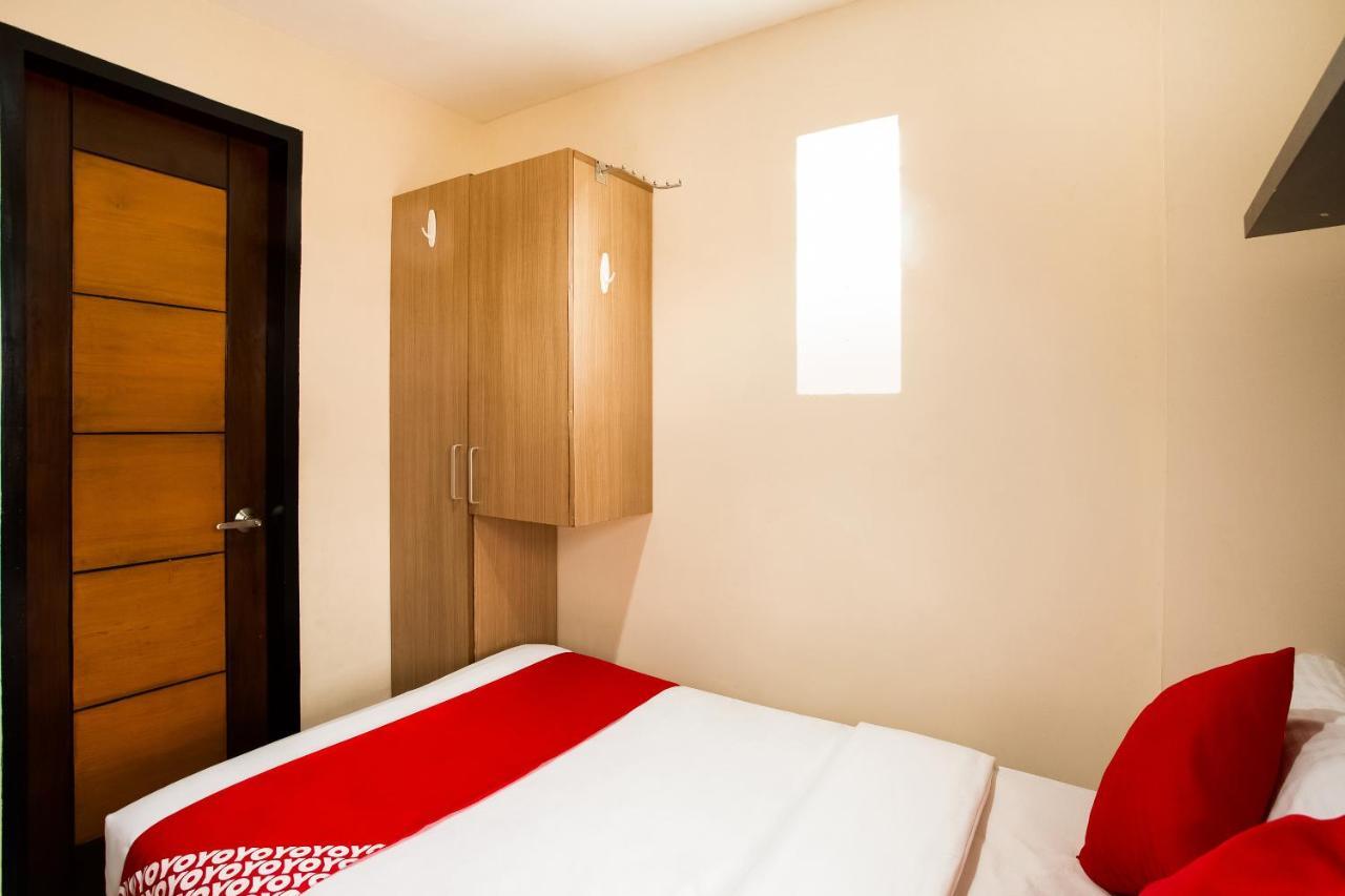 Oyo 199 Solange Apartelle ダバオ　シティ エクステリア 写真