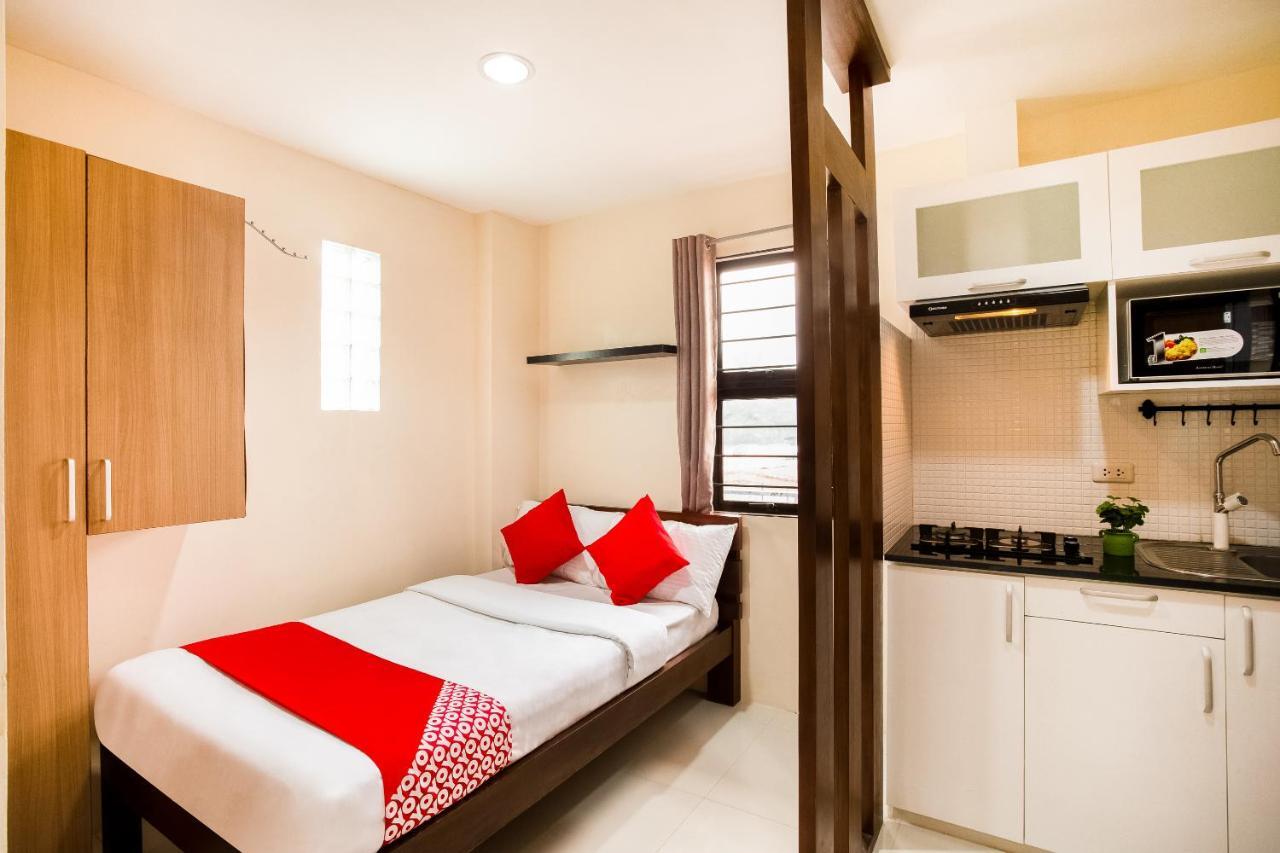 Oyo 199 Solange Apartelle ダバオ　シティ エクステリア 写真